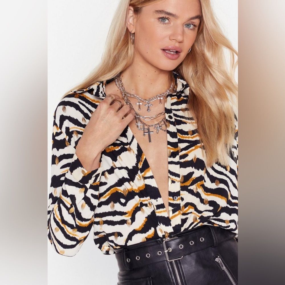 Nasty Gal You Herd Me Oversized Long Zebra Blouse Size 8 - Picture 4 of 6